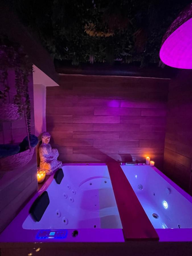 Ferienwohnung Le Balneo Jacuzzi Vieil Antibes Safranier Exterior foto