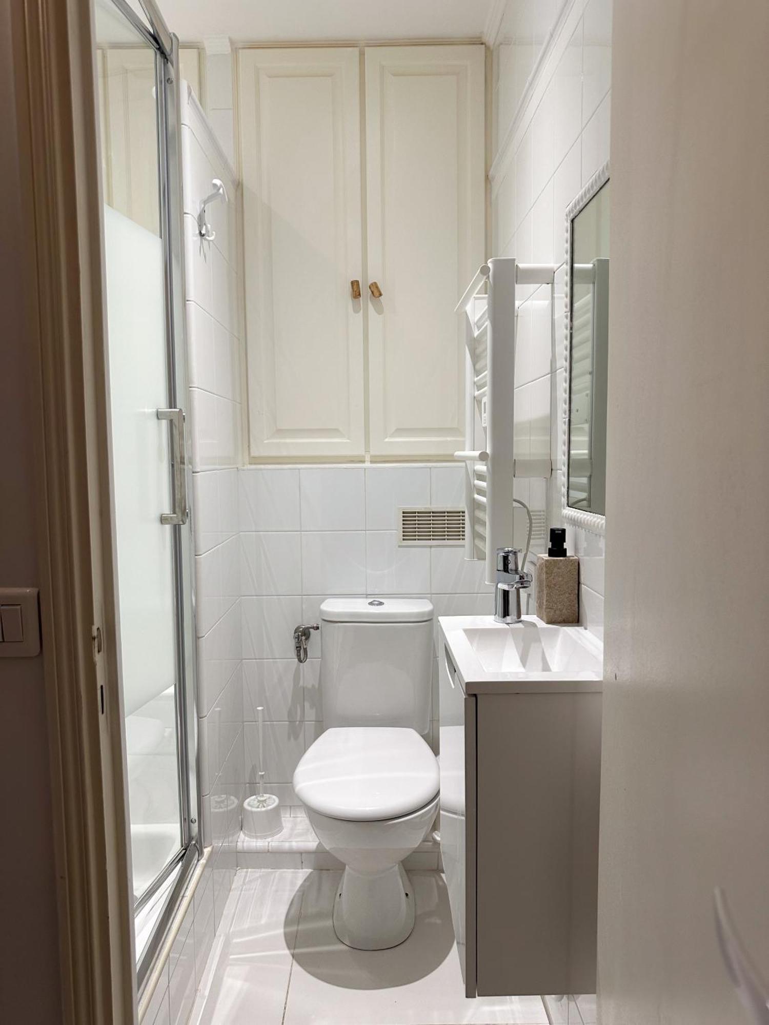 Ferienwohnung Le Balneo Jacuzzi Vieil Antibes Safranier Exterior foto